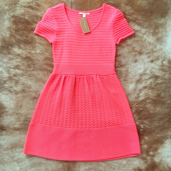 Francesca's Collections Dresses & Skirts - Francesca’s Hot Pink Dress NWT